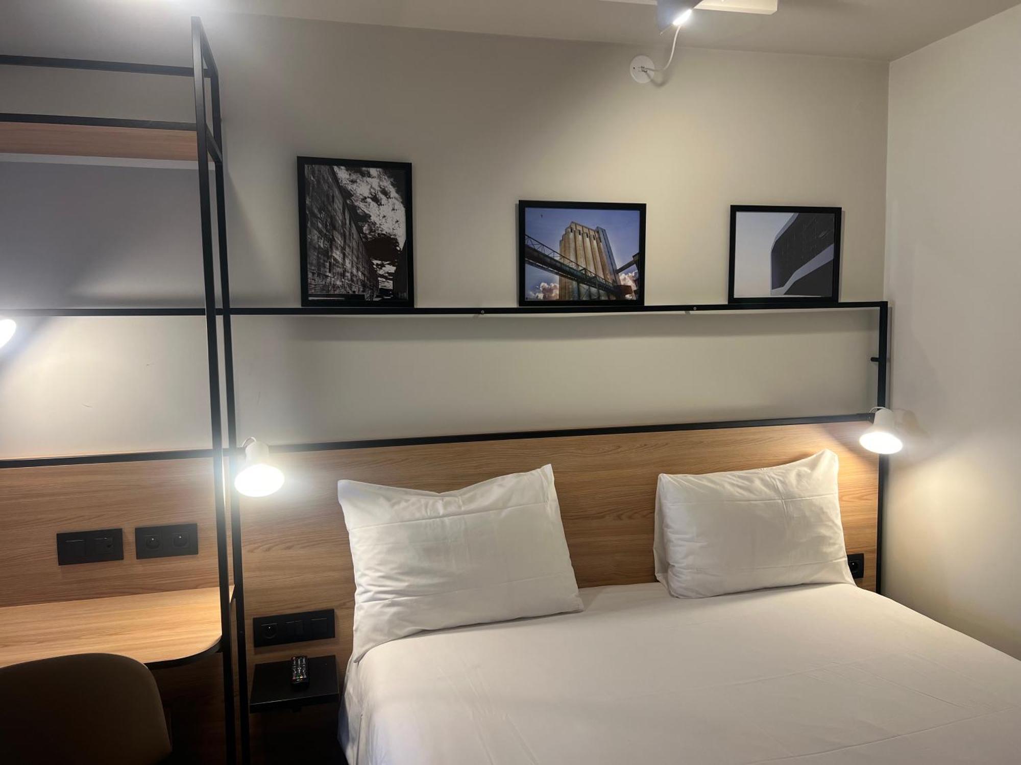 Отель Ibis Lorient Centre Gare Экстерьер фото