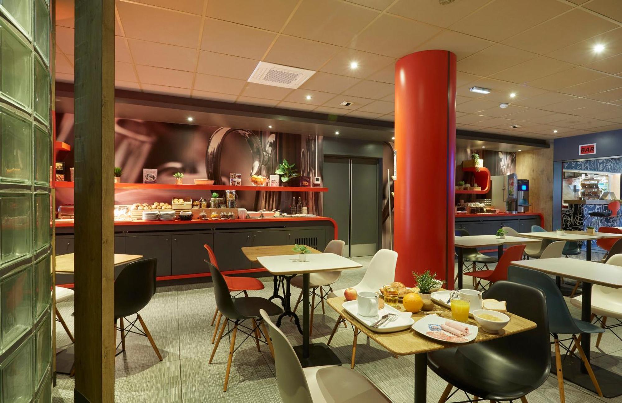 Отель Ibis Lorient Centre Gare Экстерьер фото