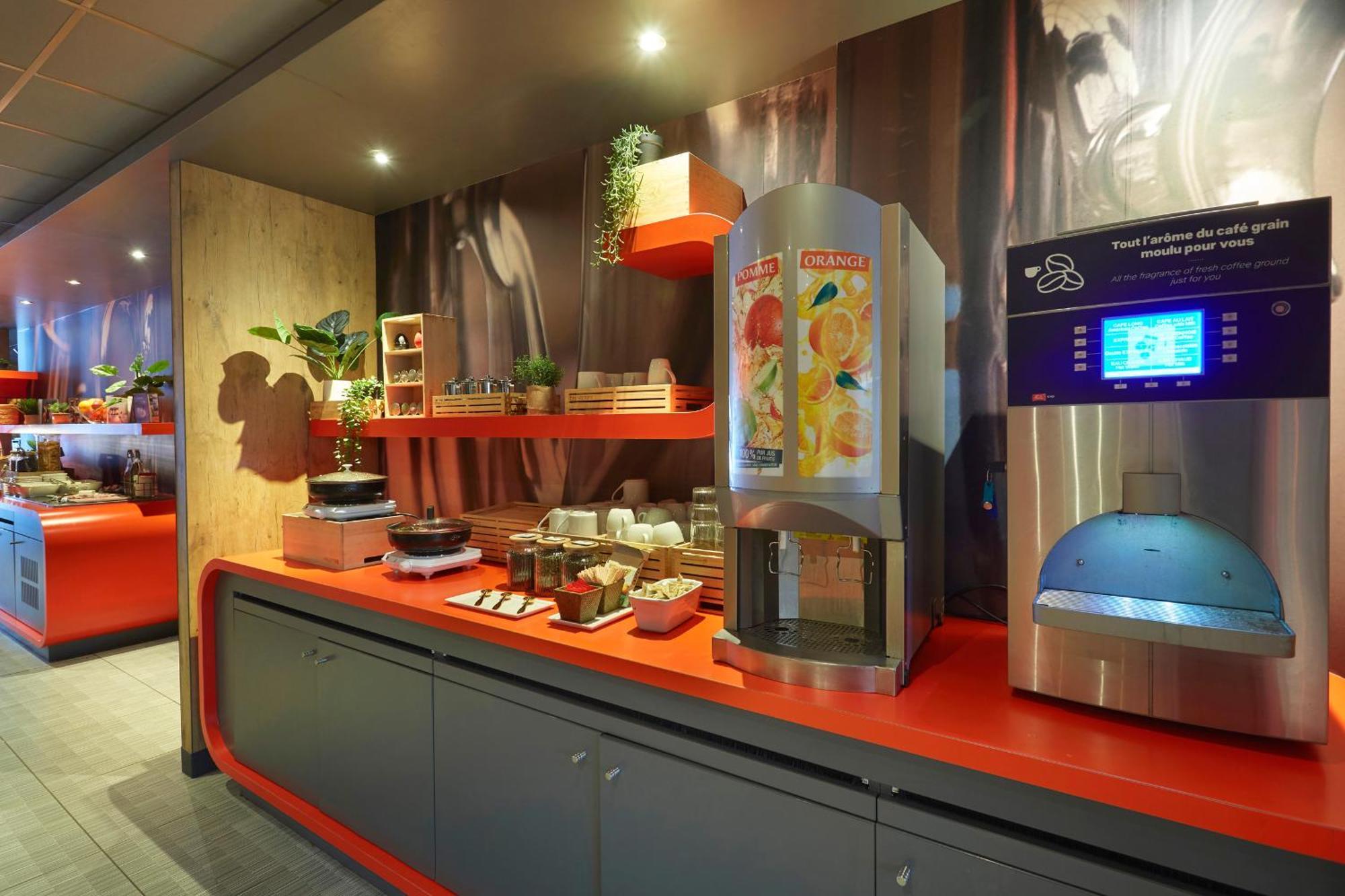 Отель Ibis Lorient Centre Gare Экстерьер фото