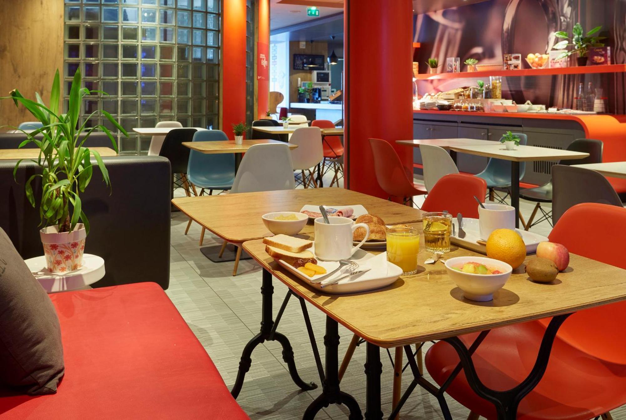 Отель Ibis Lorient Centre Gare Экстерьер фото