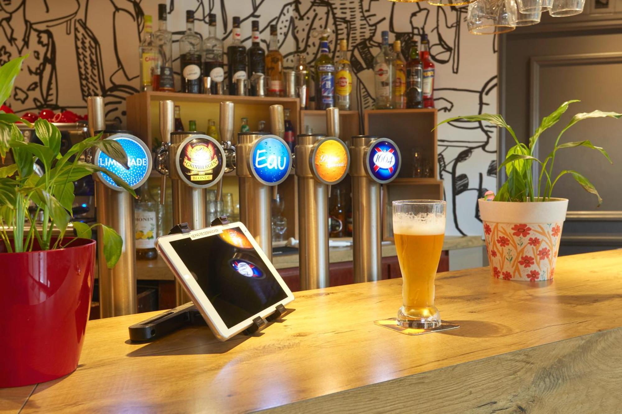 Отель Ibis Lorient Centre Gare Экстерьер фото