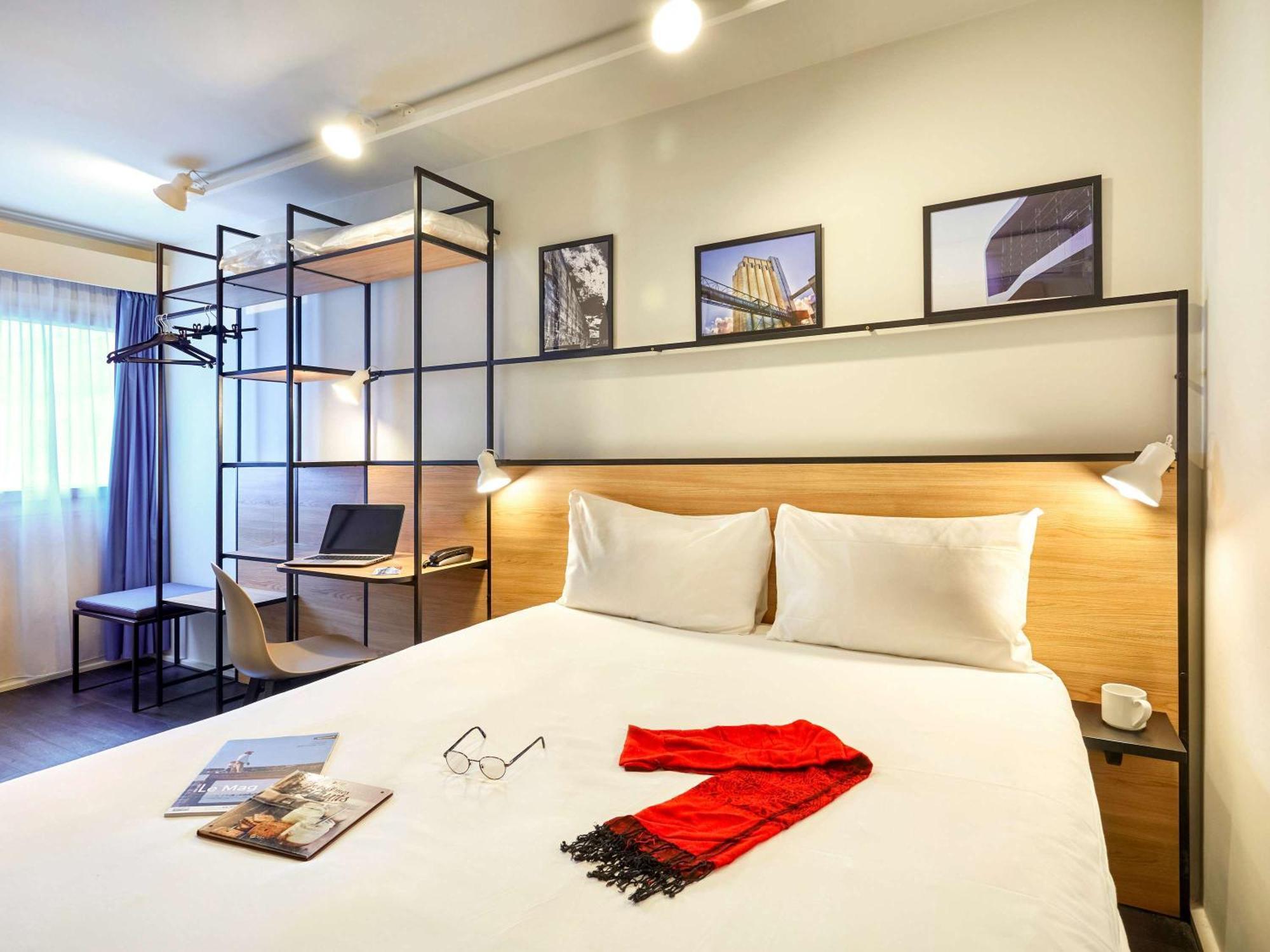 Отель Ibis Lorient Centre Gare Экстерьер фото