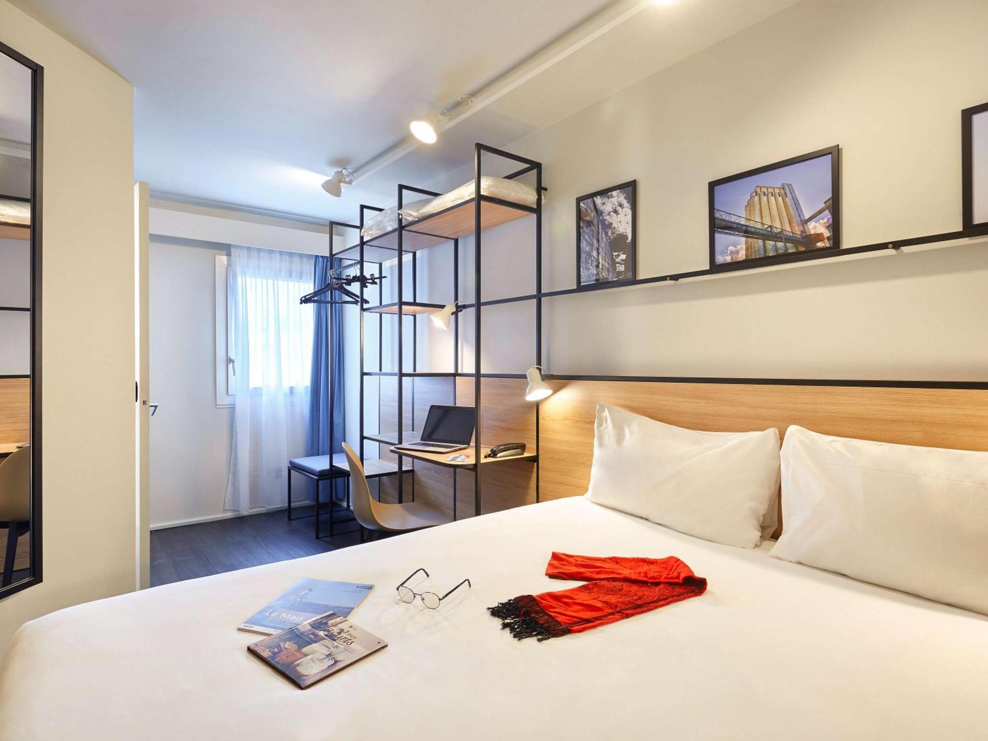 Отель Ibis Lorient Centre Gare Экстерьер фото