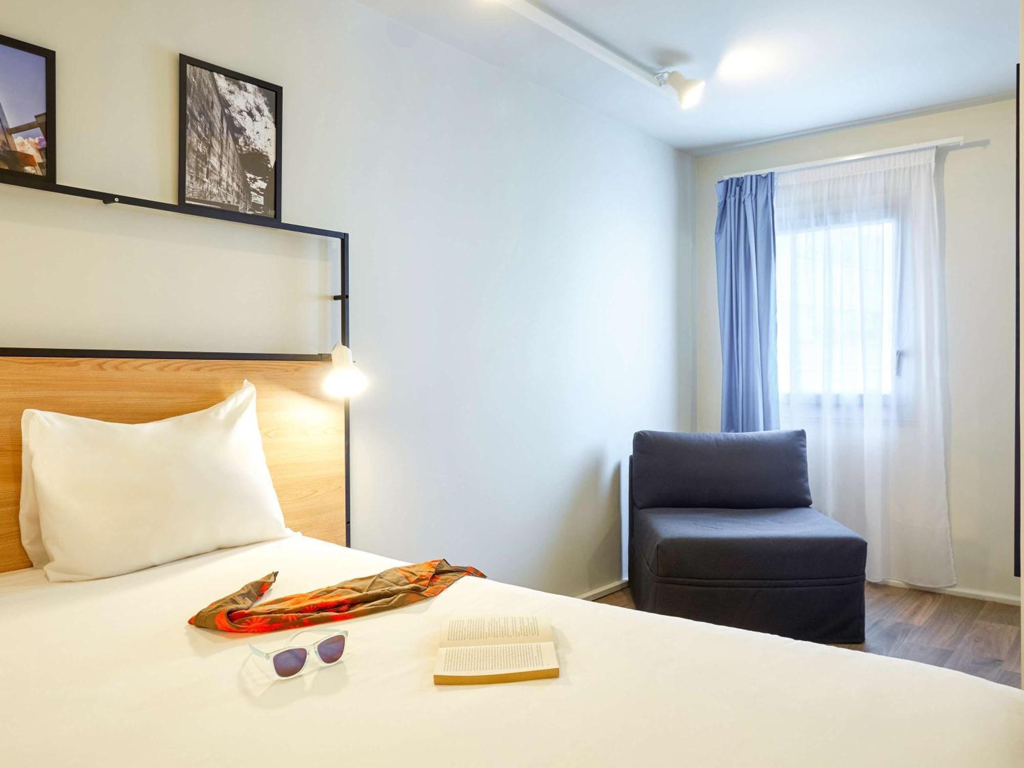 Отель Ibis Lorient Centre Gare Экстерьер фото